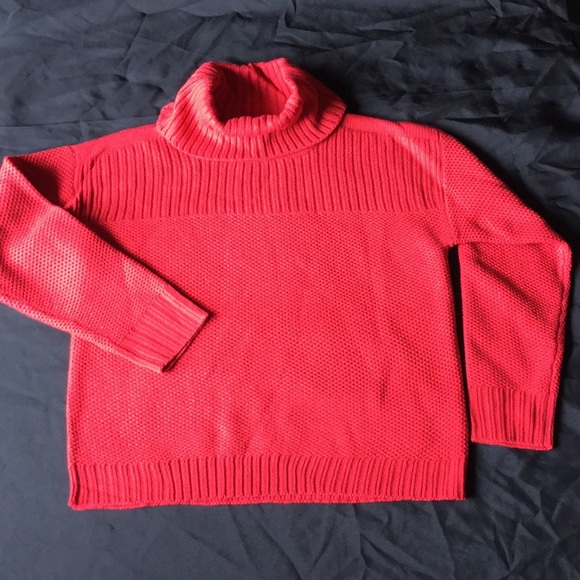Jones New York red cowl neck sweater NWOT - Picture 2 of 5